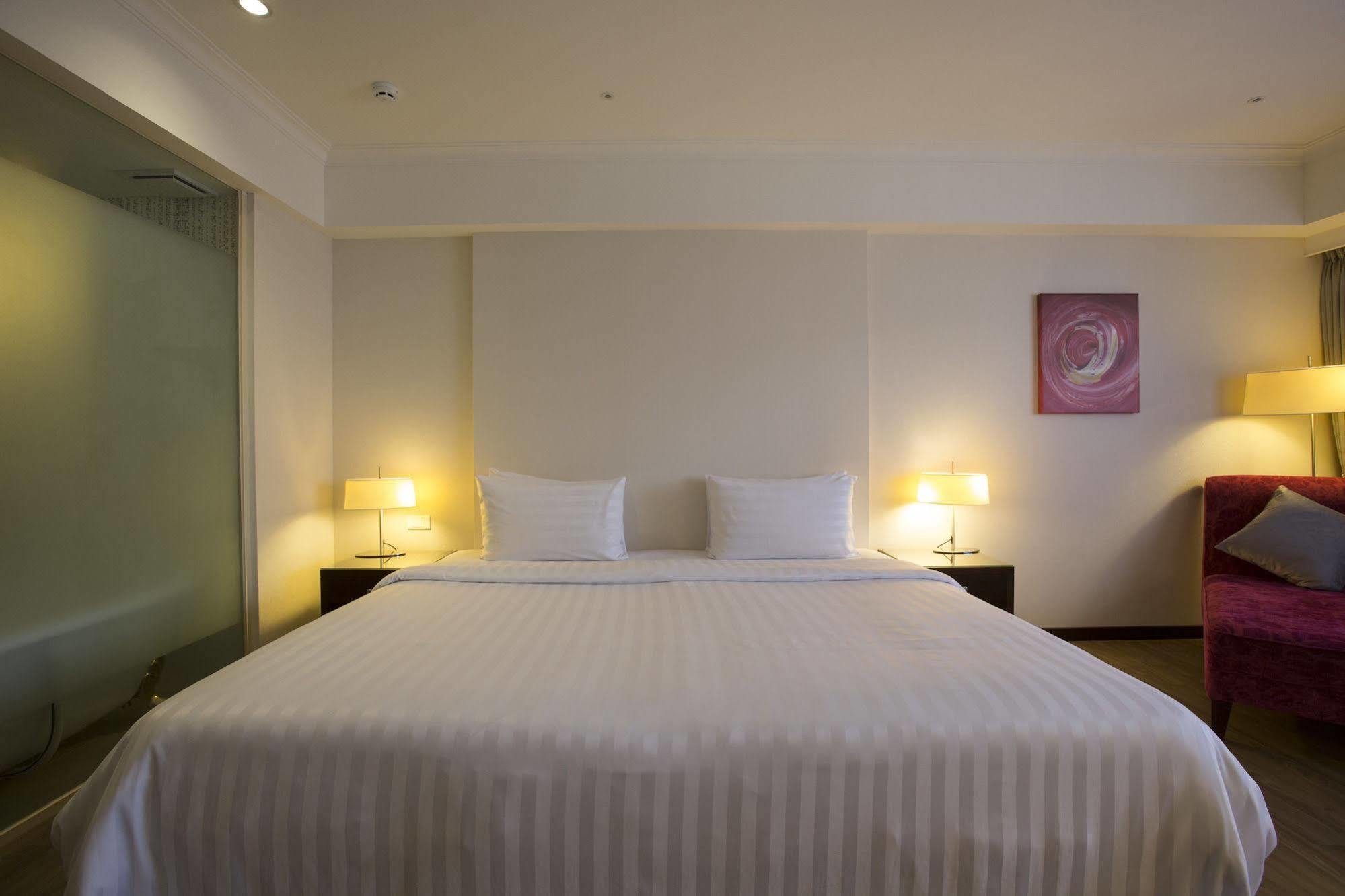 Check Inn Taipei Neihu Eksteriør billede