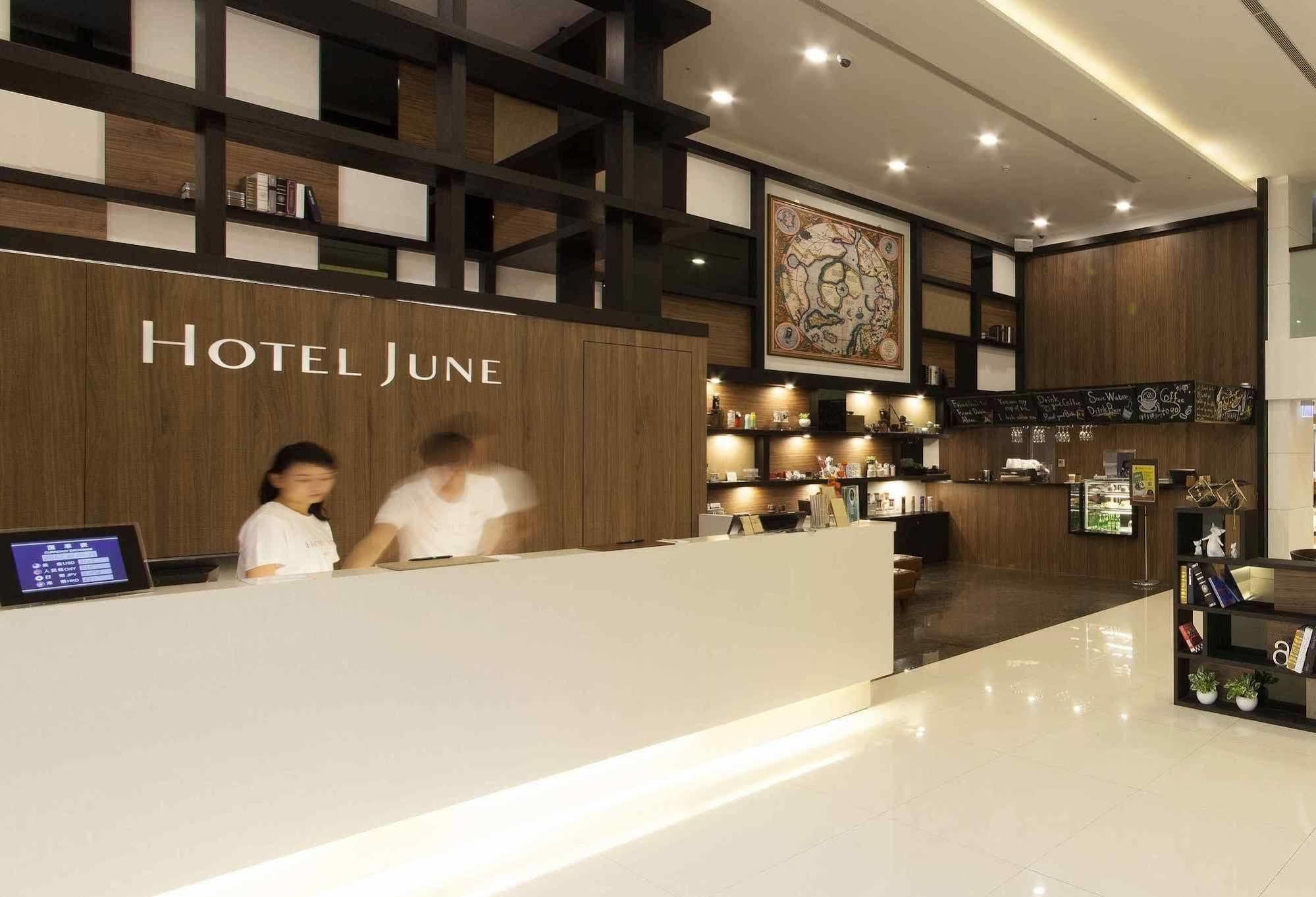 Check Inn Taipei Neihu Eksteriør billede